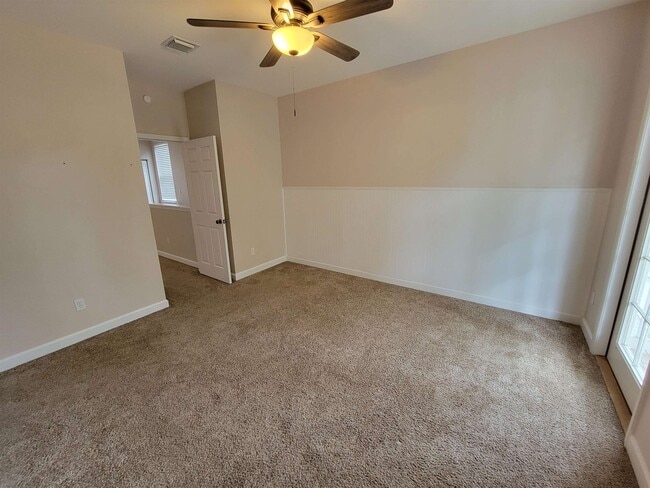 Building Photo - 4378 Grove Park Dr