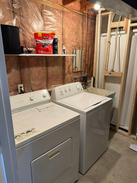 Building Photo - 6511 Upper 22nd St N