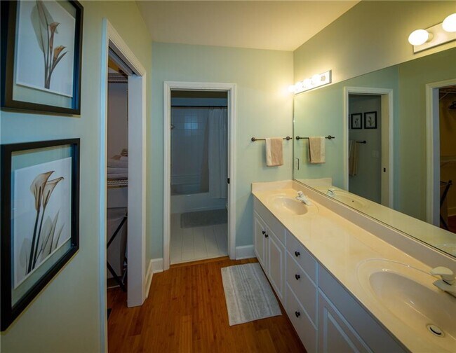 Building Photo - 1506 Plantation Point Dr