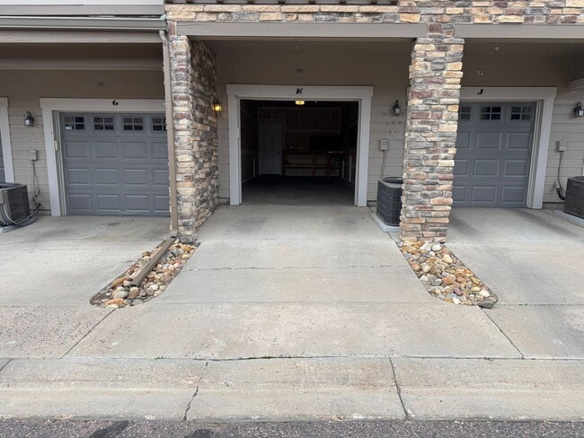 Building Photo - 16650 Las Ramblas Ln