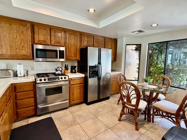 Building Photo - 257 Calle Del Verano