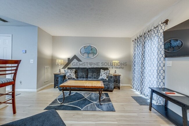 Building Photo - 668 Flintlock Ct