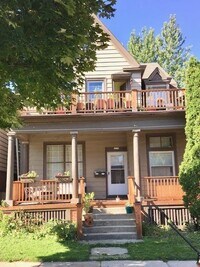 Building Photo - 2975 N Bremen St