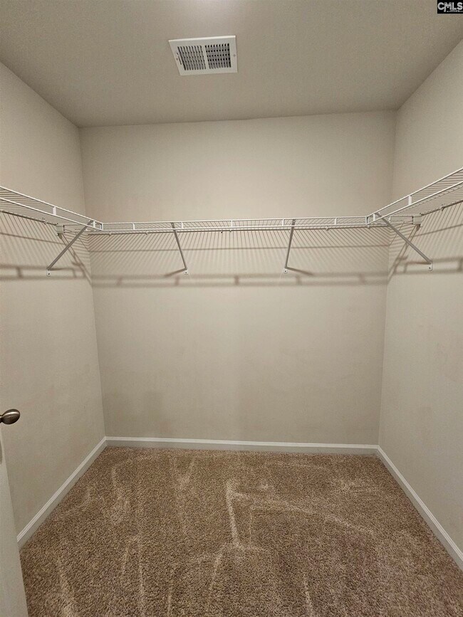 Building Photo - 3705 Stallion Dr