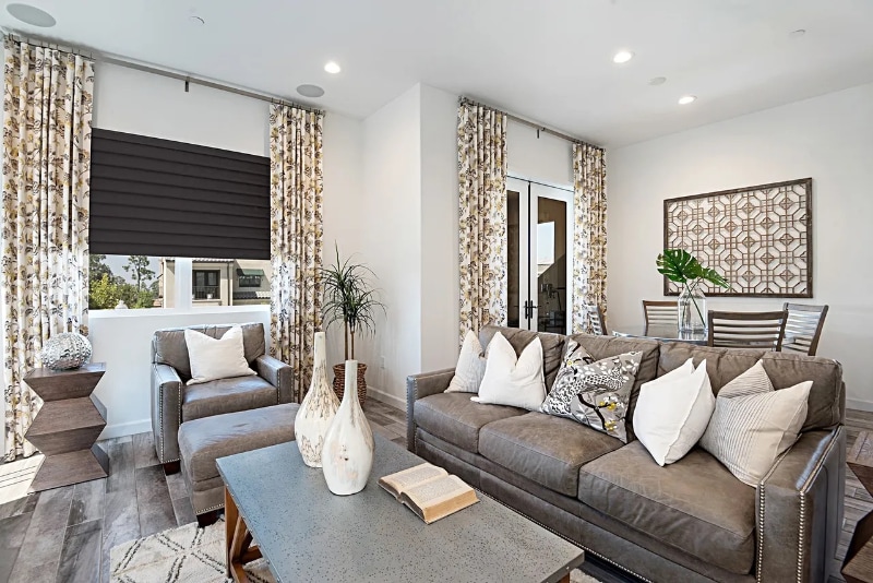 Building Photo - 168 Follyhatch