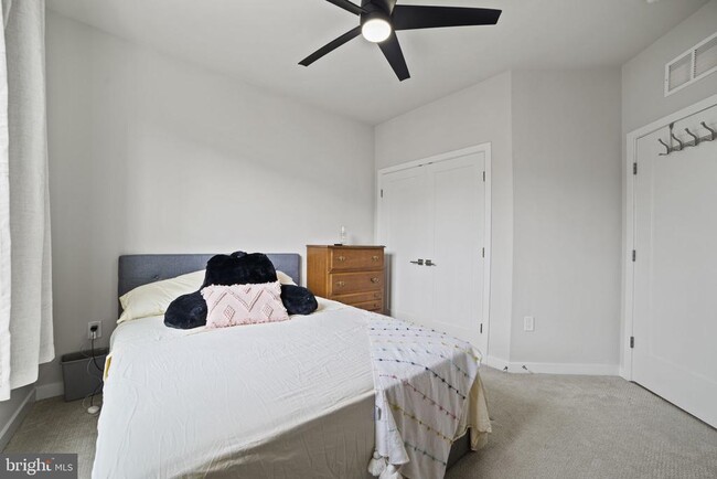 Building Photo - 7546 Sawyer Farm Wy