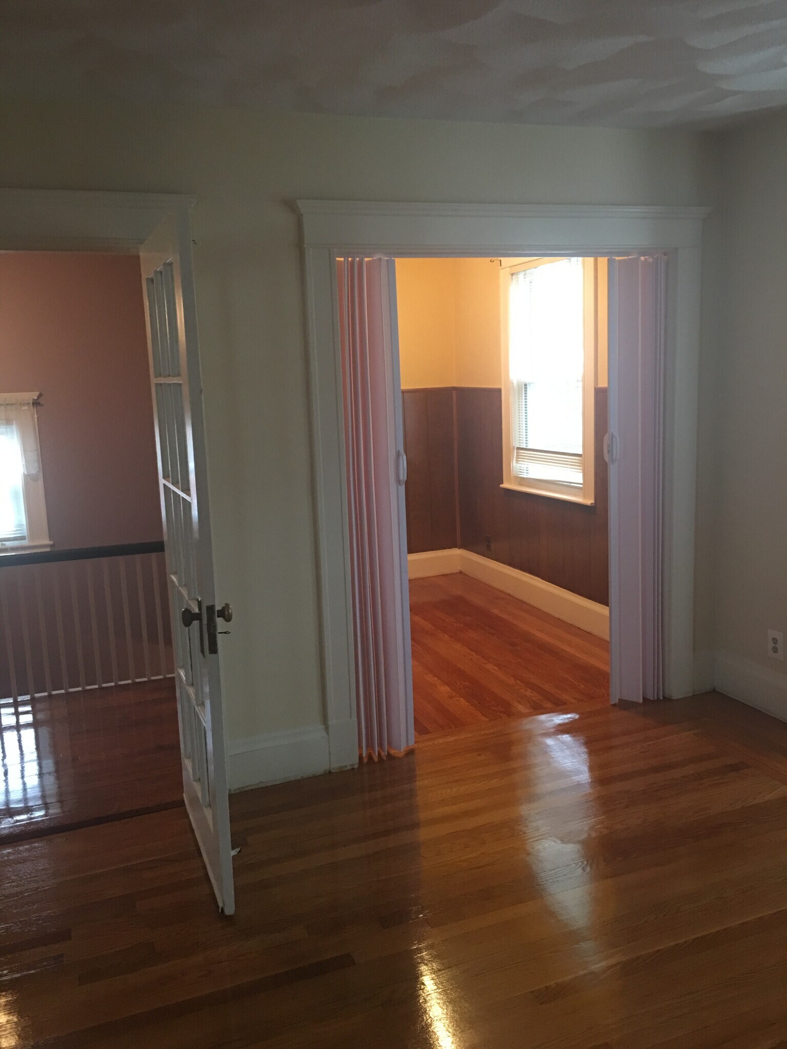 Building Photo - 37 Estes St