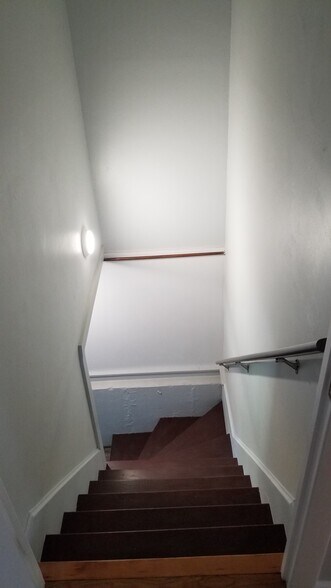 Building Photo - 75 Buckwheat Ave