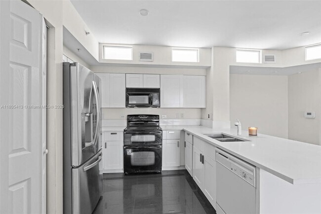 Building Photo - 2351 W Preserve Way