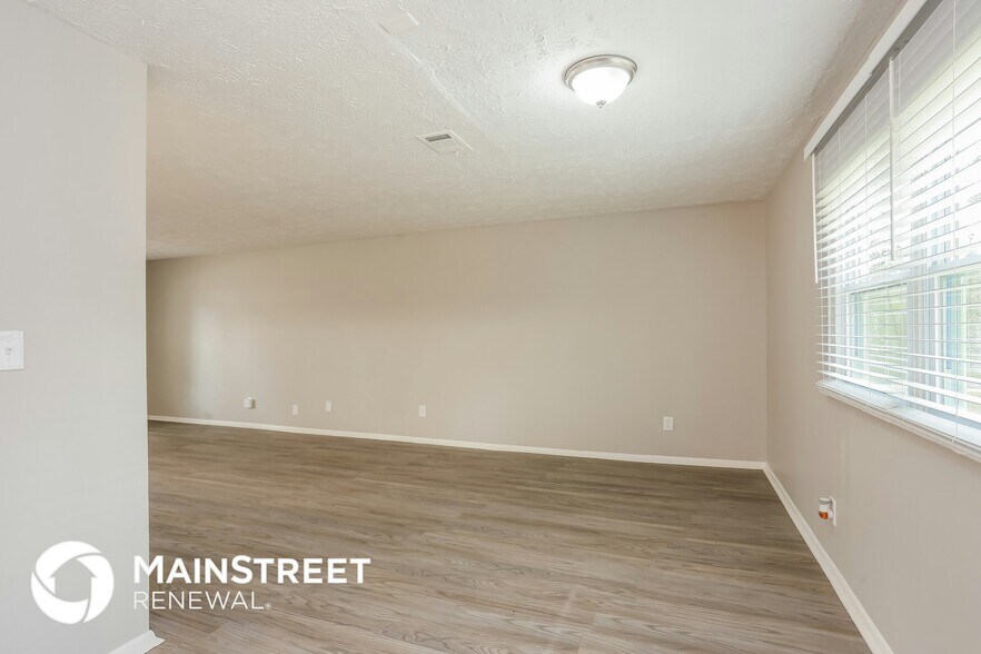 Building Photo - 2153 Scarbrough Rd