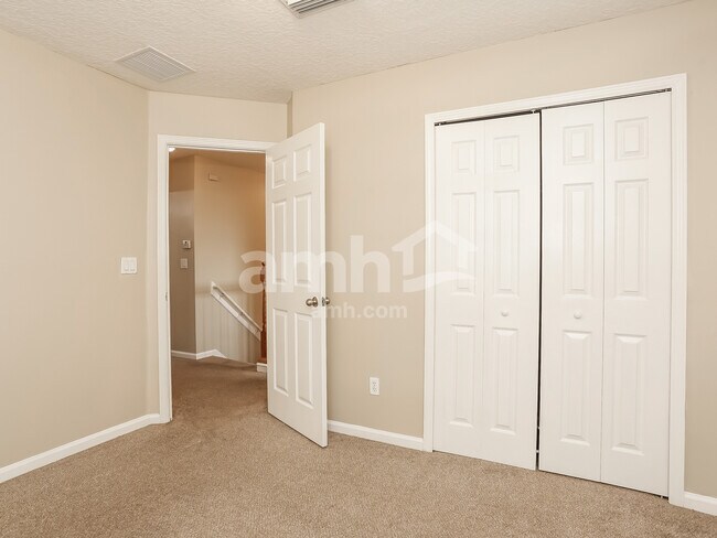 Building Photo - 96615 Commodore Point Dr