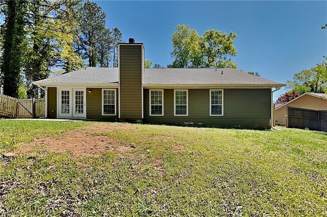 Building Photo - 5784 Shoal Creek Dr