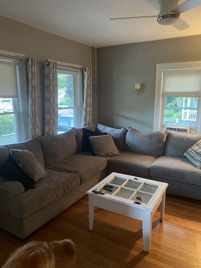 Building Photo - 86 Russell Road