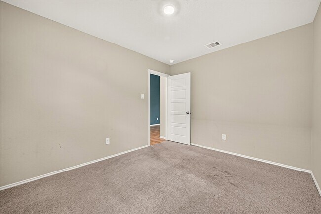 Building Photo - 6747 Scarlet Sagebrush St