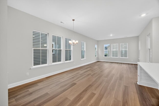 Building Photo - 174 Maritime Way