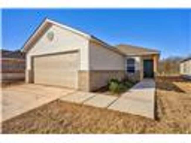 Primary Photo - Nearly New Home/Piedmont Schools