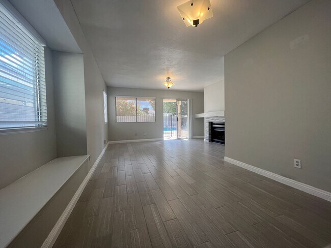 Building Photo - 362 Cavos Way