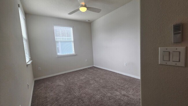 Building Photo - Immaculate Home in Guard Gated Community with Resort Style Amenities