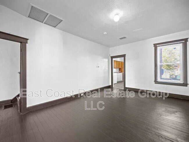 Building Photo - 111 West Side Ave