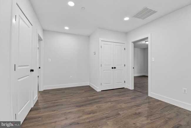 Building Photo - 13102 Ideal Dr