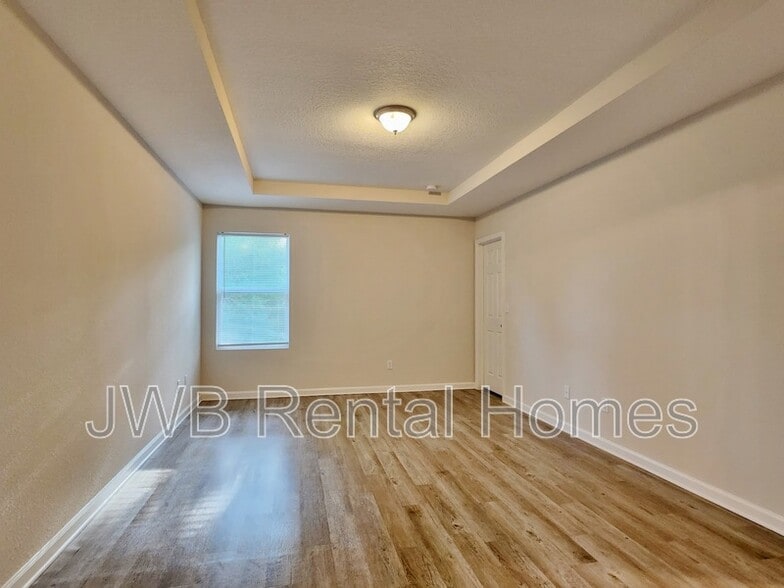 Building Photo - 1179 Woodruff Ave