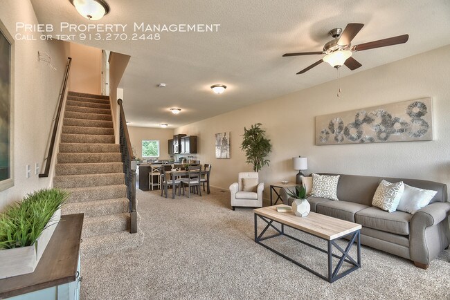 Building Photo - Prairie Haven Townhome - Available July 16th