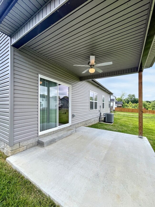 Building Photo - 829 Marksman Ct