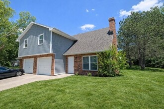 Building Photo - 1912 Mirtle Grove Ct