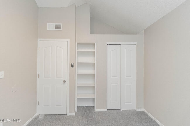 Building Photo - 12029 Crown Woods Ct