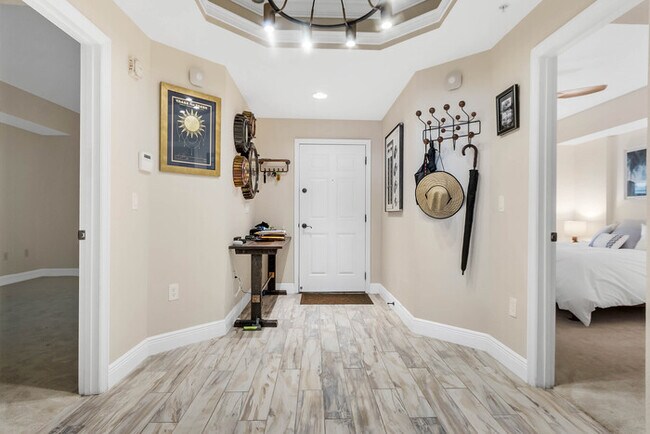 Building Photo - Whitley Bay - Waterview Condo for Rent