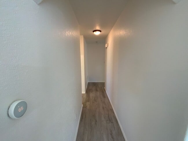 Building Photo - 4 Bedroom Single Story Home Available in C...