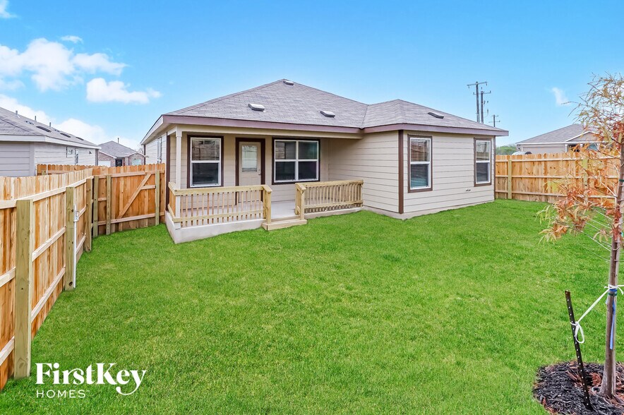 Building Photo - 6734 Hatchery Way