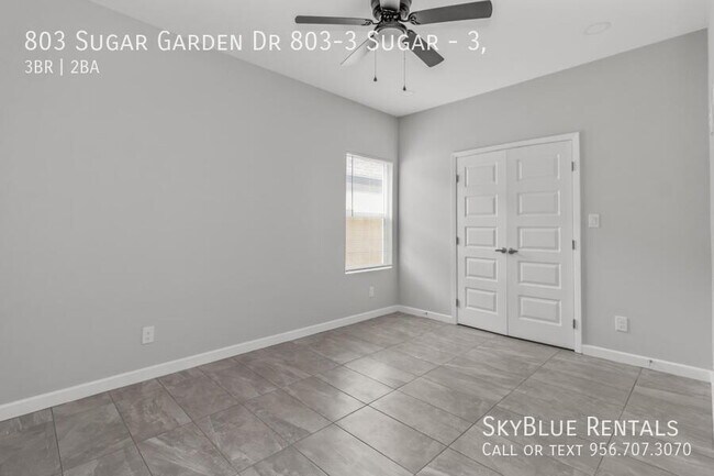 Building Photo - 803 Sugar Gdn Dr