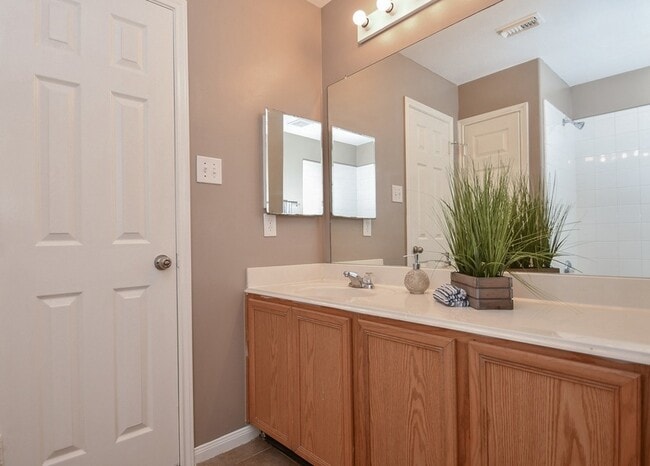 Building Photo - 16414 Pademelon Dr