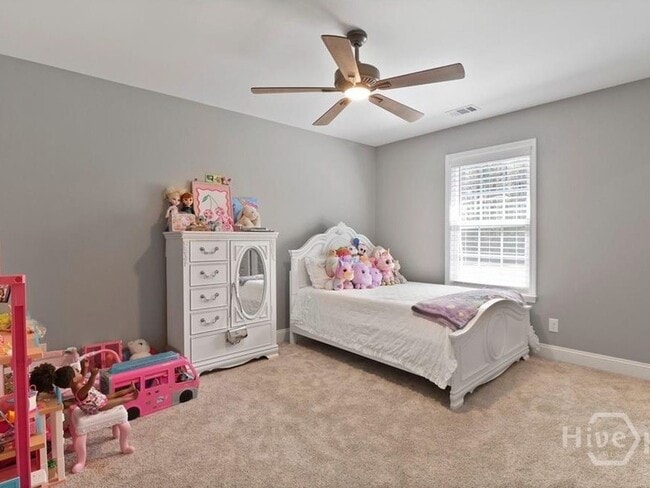 Building Photo - 206 Boulder Ct