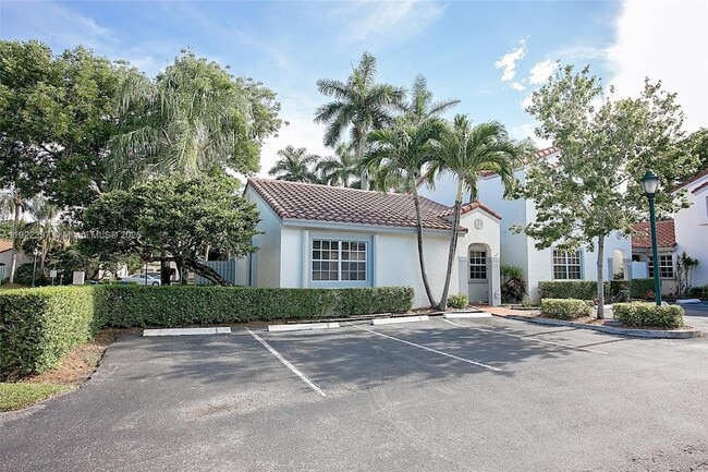 Building Photo - 1361 Cottonwood Cir