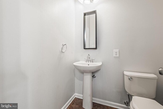 Building Photo - 1538 Long Dr Ct