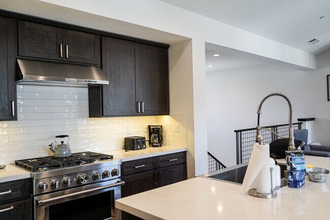 Building Photo - Live Comfortably at CreekHouse – Available...