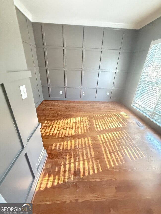 Building Photo - 5679 Coopers Glen Ct SW