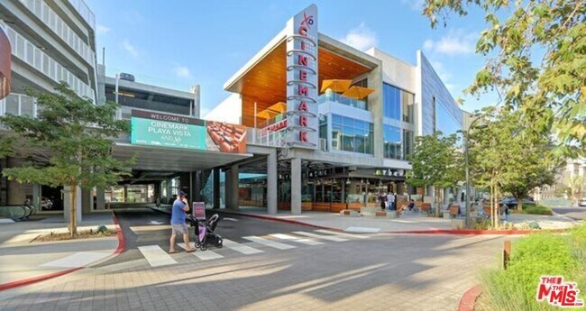 Building Photo - 6581 S Seabluff Dr