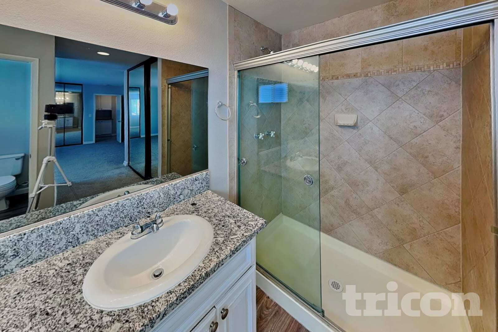 Building Photo - 3143 Regal Oak Dr