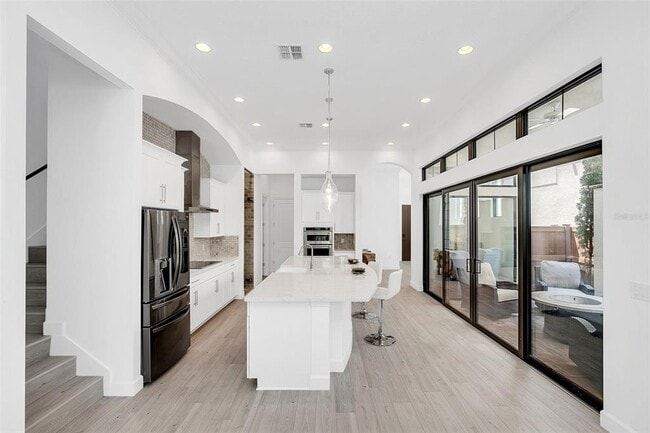 Building Photo - 8436 Via Vittoria Way