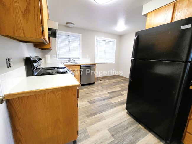 Building Photo - Winter discount - $200 OFF - 3BD I 2BA in ...