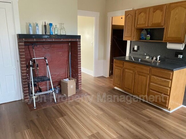 Building Photo - 793 Gifford Rd