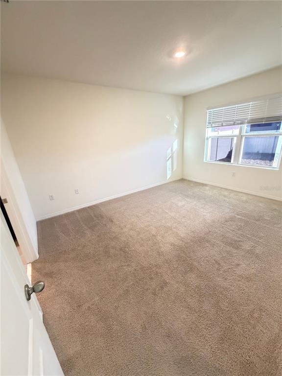 Building Photo - 804 Horsetail Dr