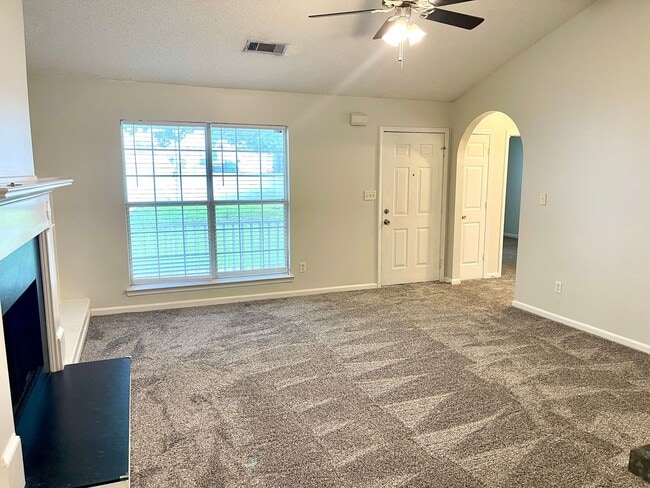Building Photo - Coming Soon - Charming Ranch Style 3 Bedro...
