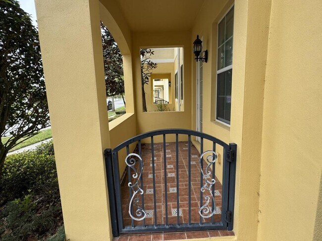 Building Photo - 11902 Lorenza Ln