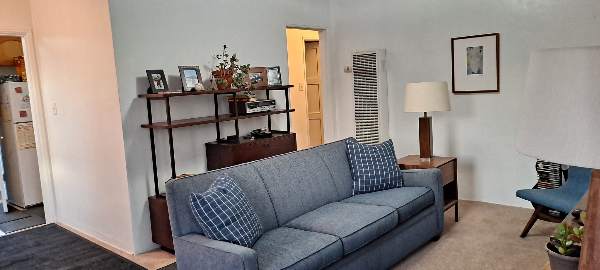 Building Photo - 4137 Chevy Chase Dr