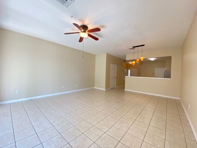 Building Photo - LAKEVIEW TOWNHOME FOR RENT - STONEBRIDGE C...