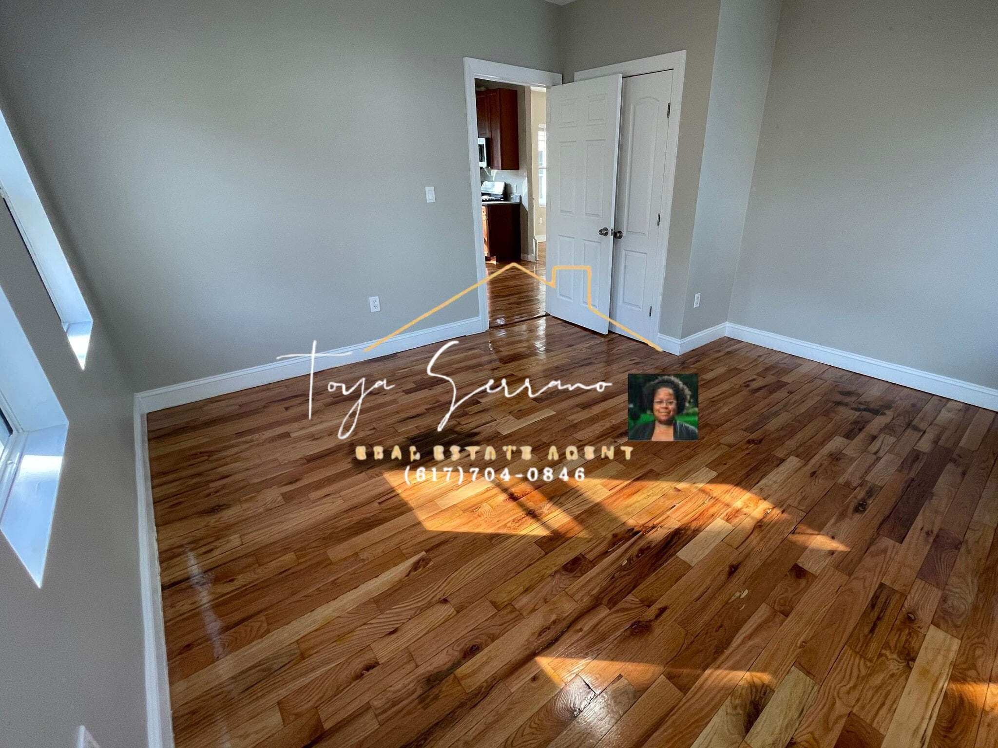 Building Photo - 11 Abbotsford St